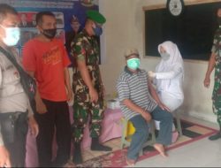 TNI POLRI Dampingi Pelaksanaan Vaksin di Kantor Media Cakrawala