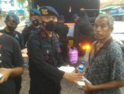 Brimob Kompi 4 Batalyon C Pelopor Kutoarjo Bagikan 200 Nasi Kotak