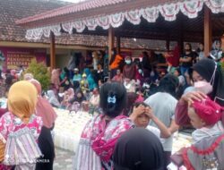 Rela Antri, Demi Bisa Membeli Minyak Curah Dengan Harga Terjangkau dan Murah.
