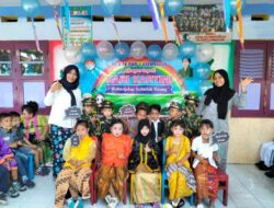 Berpakaian Adat, Siswa-Siswi TK DPW 1 Asembagus Peringati Hari Kartini