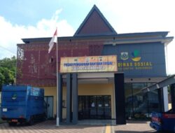 Dinsos P3AKB Bondowoso Berikan Pelayanan Kepada Masyarakat di Hari Cuti.