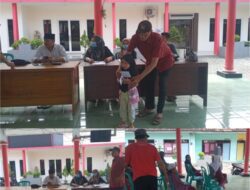 Bulan Penuh Berkah Kepala Desa Dadapan Beserta Stap dan Jajaranya Santunan Ke Anak Yatim-Piatu