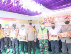 AKBP Andi Sinjaya Tinjau Pos Ketupat Semeru 2022 di Pantura Situbondo, Pastikan Mudik Aman dan Sehat Bagi Masyarakat