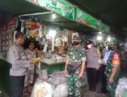 Kapolres Situbondo Terjunkan Personel Cek Stok dan Harga Minyak Goreng, Pastikan Sesuai Ketetapan Pemerintah