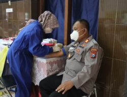 Biddokkes Polda Jatim Cek Kesehatan Personil  Polres Situbondo