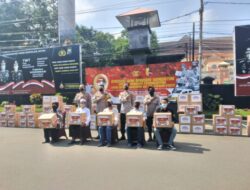 Polresta Malang Kota, Bagikan 500 Bansos Memperingati Hari Jadi Bhayangkara ke- 76