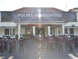 Kapolres AKBP Wimboko Lepas Atlet Bola Voly Bondowoso Tanding di Porprov Jatim