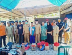 Bupati Bondowoso Salurkan Bantuan Pada Warga Yang Terdampak Angin Puting Beliung