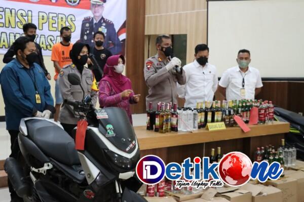 Doc.Photo Tersangka Curanmor Yang Diamankan Polres. Pamekasan
