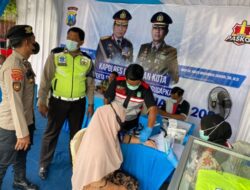 Polres Pasuruan Kota Sediakan Layanan Vaksinasi Presisi di Pos Pam Nataru