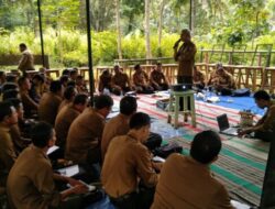 Administratur Perhutani Bondowoso Berikan Pembinaan Kepada Karyawan dan Petugas Lapangan