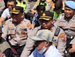 Berikut Pesan Kapolres Bondowoso Saat Ikut Lakukan Pengamanan Unras Warga Kecamatan Ijen