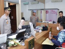Kapolres Situbondo Cek Ruang SPKT dan SKCK Pastikan Pelayanan Publik Berjalan Baik