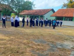 Meriahkan HUT RI ke-78, SMPN 2 Raas Adakan Macam Lomba