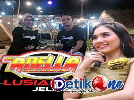 President Cafe Datangkan Artis Adela