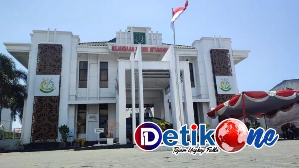 Pengembangan Kasus