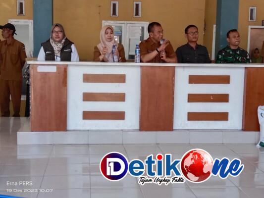 Pemerintah Salurkan Bantuan Beras Kepada KPM di Bondowoso, Pj Bupati: Untuk Meningkatkan Kesejahteraan