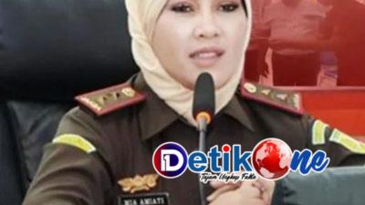 Kejati Jatim Mia Amiati: Penangkapan Ketiga Hakim Atas Perintah Jaksa Agung