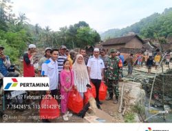 Hiswana Migas Besuki IV Kembali Salurkan Bantuan Untuk Korban Banjir di Kecamatan Kendit
