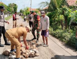 Masyarakat Apresiasi Camat Raas yang Turun Langsung Perbaiki Jalan Kabupaten