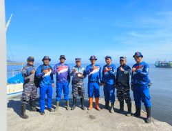 Satpolairud Polres Situbondo Ucapkan Selamat HUT ke-80 TNI AL di Pos Panarukan