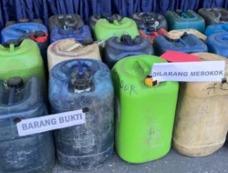Satreskrim Polres Bondowoso Amankan Dua Tersangka Penimbun 1 Ton BBM Bersubsidi