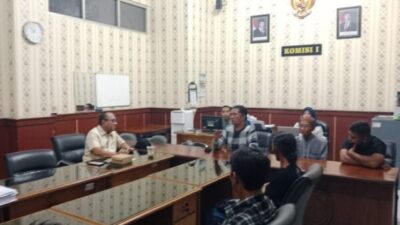 Eko Siti Jenar Geruduk DPRD Situbondo, Kritik Keras Anggaran Kunker